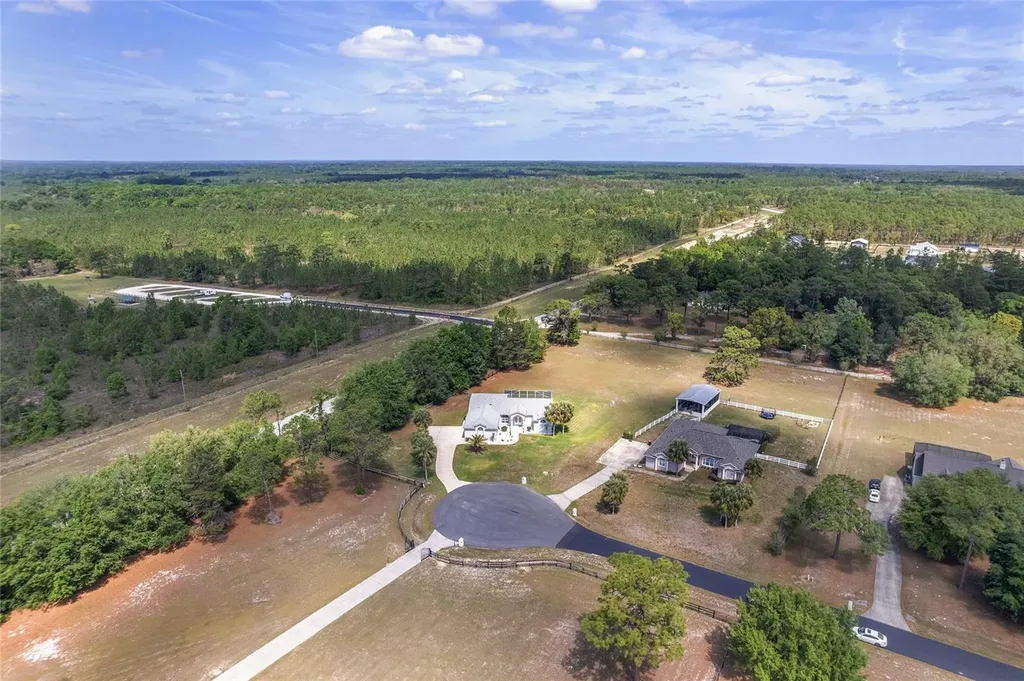 5819 NE 72nd Street Silver Springs FL 34488