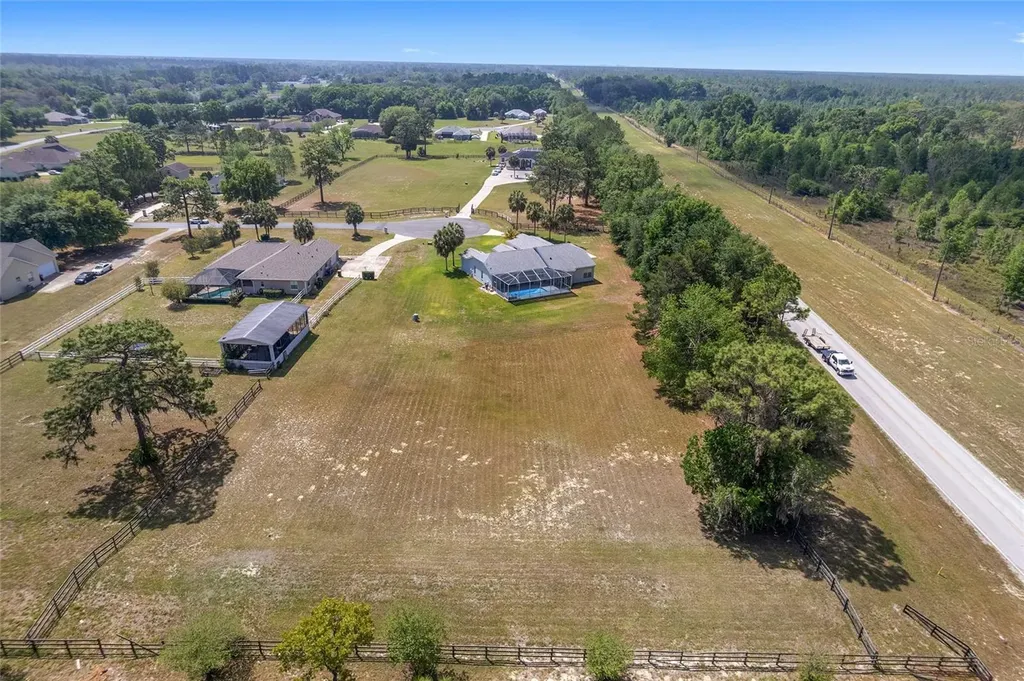 5819 NE 72nd Street Silver Springs FL 34488