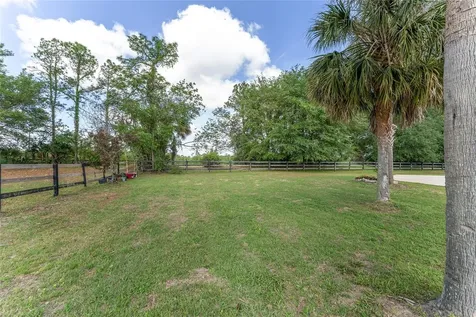 5819 NE 72nd Street Silver Springs FL 34488
