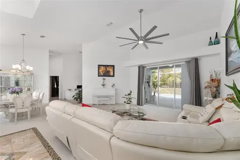 5819 NE 72nd Street Silver Springs FL 34488