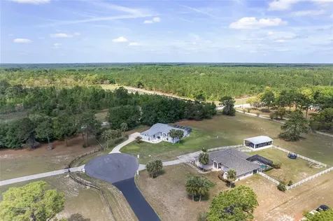 5819 NE 72nd Street Silver Springs FL 34488