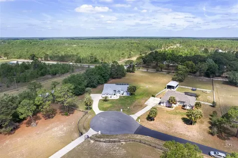 5819 NE 72nd Street Silver Springs FL 34488