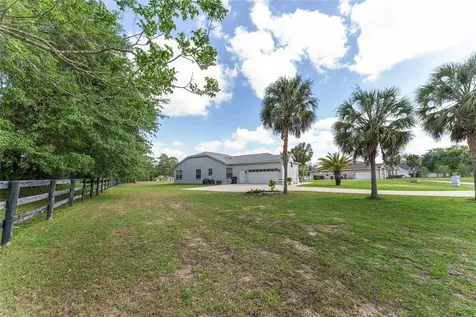 5819 NE 72nd Street Silver Springs FL 34488