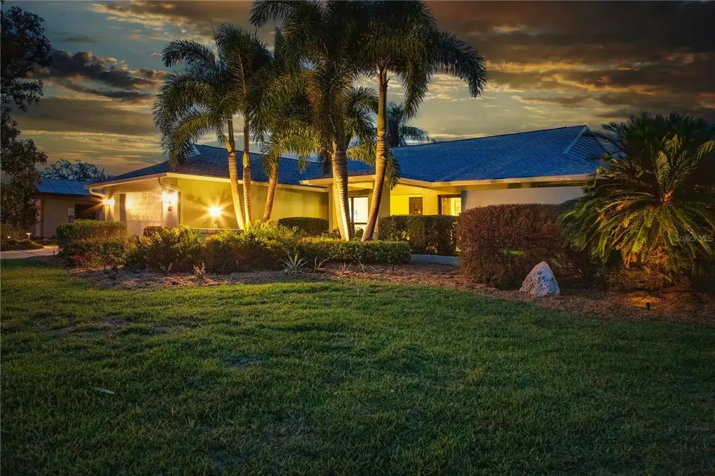 3667 Country Place Boulevard Sarasota FL 34233