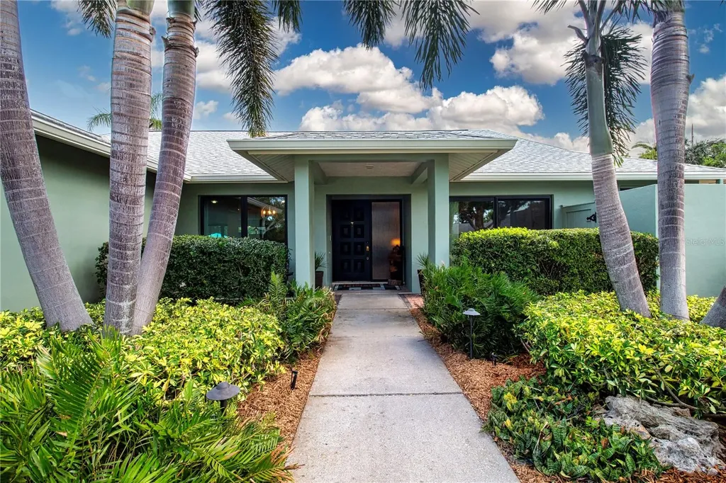 3667 Country Place Boulevard Sarasota FL 34233
