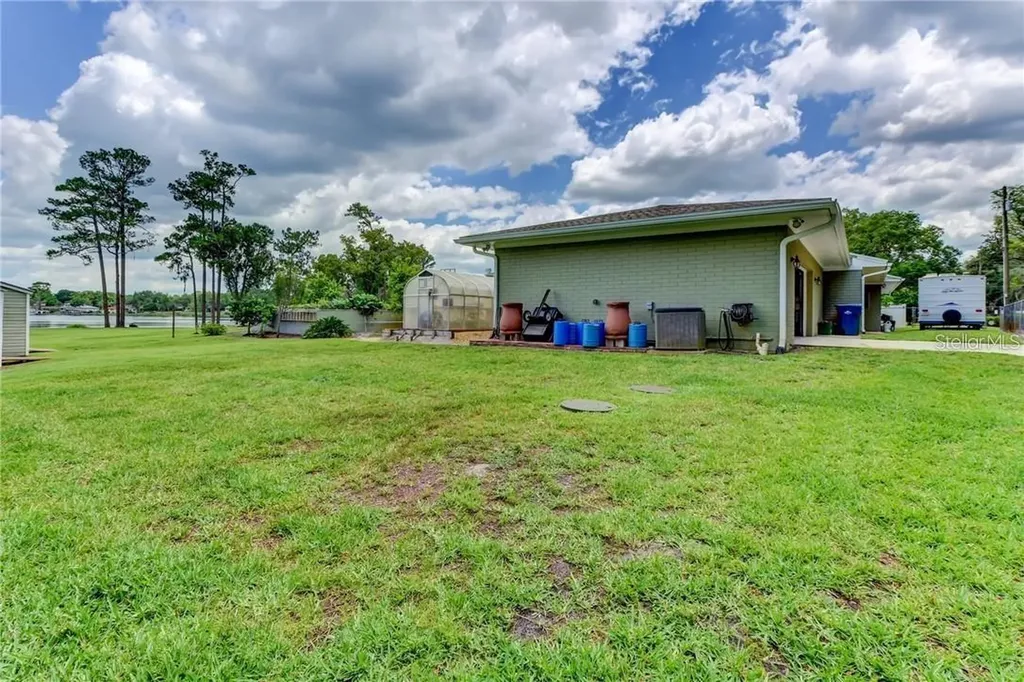 910 N Kepler Road Deland FL 32724