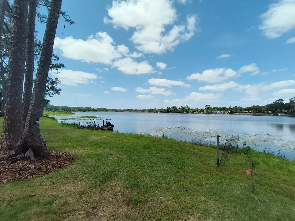 910 N Kepler Road Deland FL 32724
