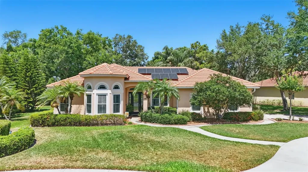 128 Lake Region Circle Winter Haven FL 33881