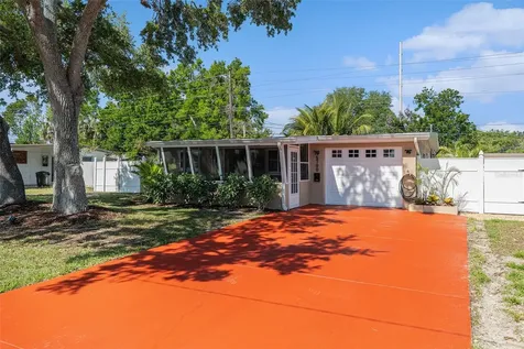 5700 Bay Street NE St Petersburg FL 33703