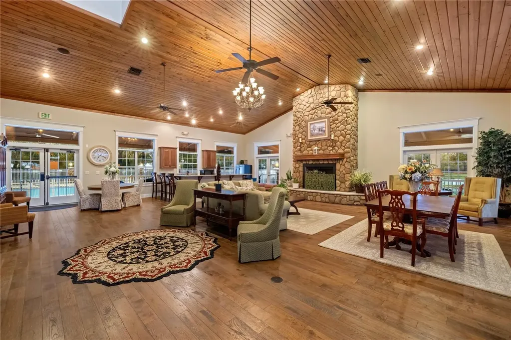9260 Emily Drive Fanning Springs FL 32693