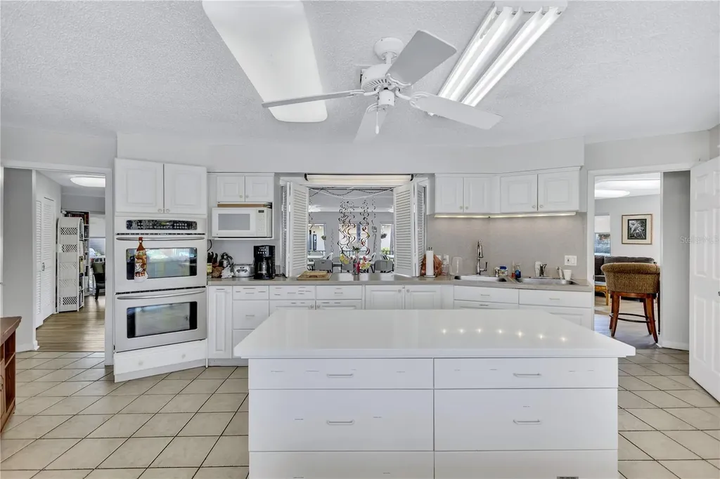 12300 Vonn Road Largo FL 33774