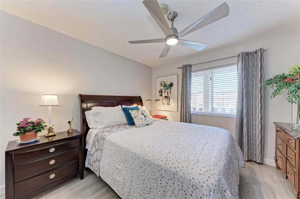 4186 Heron Way Bradenton FL 34205