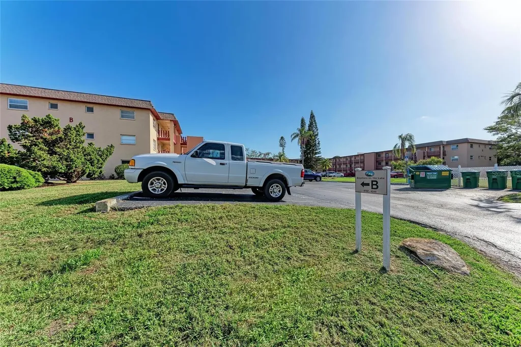 4186 Heron Way Bradenton FL 34205