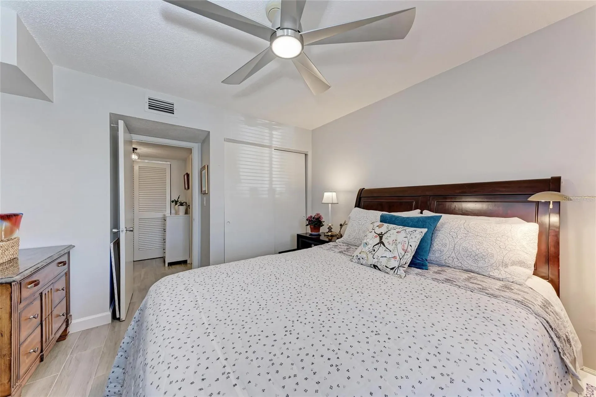 4186 Heron Way Bradenton FL 34205