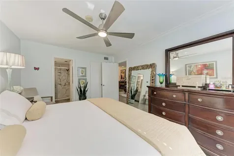 4186 Heron Way Bradenton FL 34205