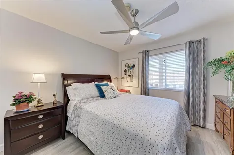 4186 Heron Way Bradenton FL 34205