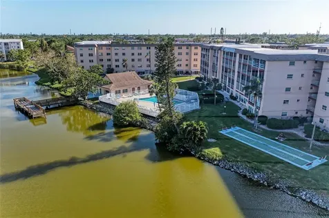 4186 Heron Way Bradenton FL 34205