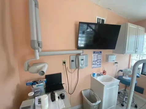 1900 W Colonial Drive Orlando FL 32804