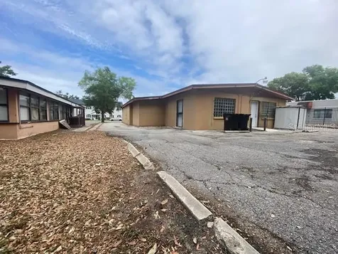 1900 W Colonial Drive Orlando FL 32804