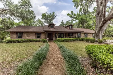12196 NE 4th Place Oxford FL 34484