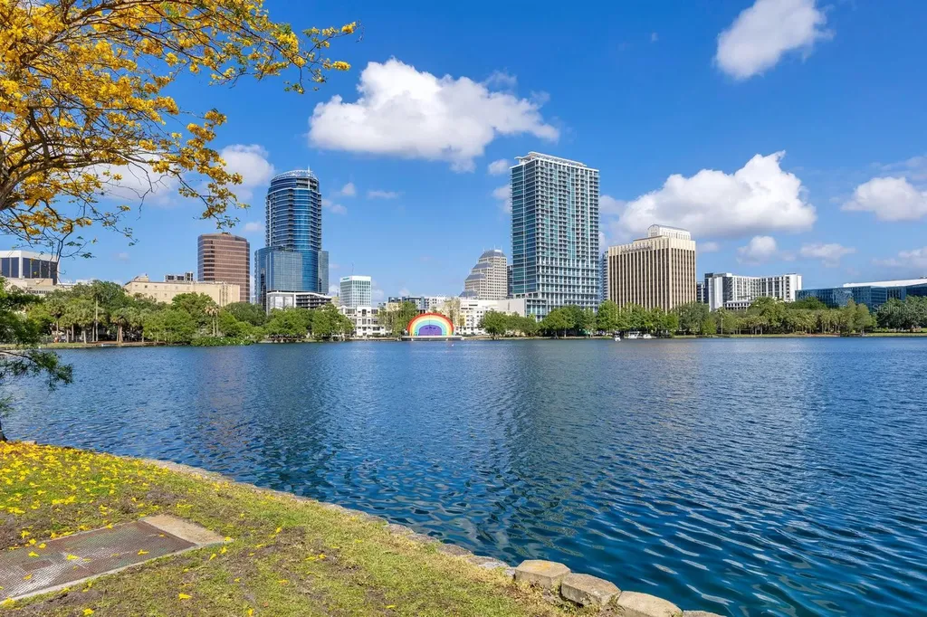 322 E Central Boulevard Orlando FL 32801