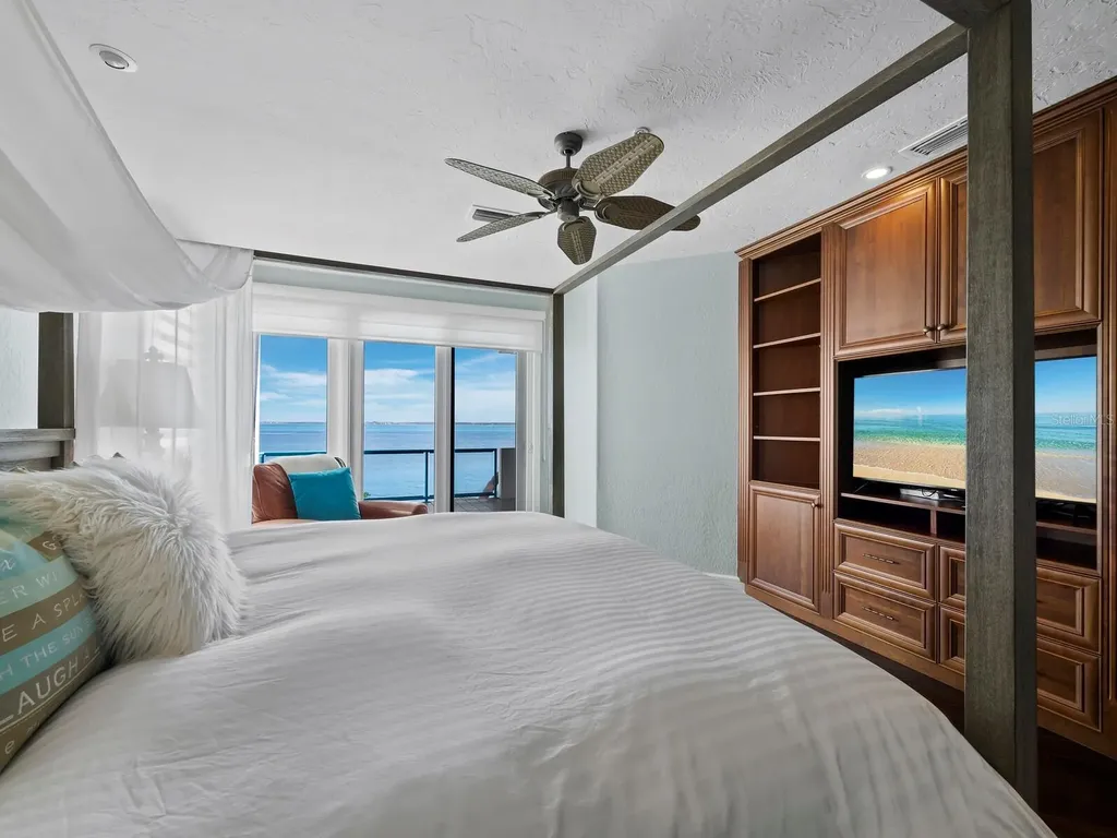 340 Gulf Of Mexico Drive Longboat Key FL 34228