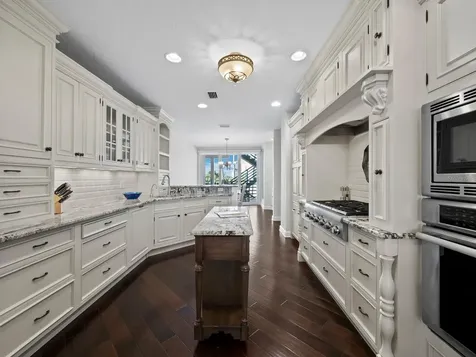 340 Gulf Of Mexico Drive Longboat Key FL 34228