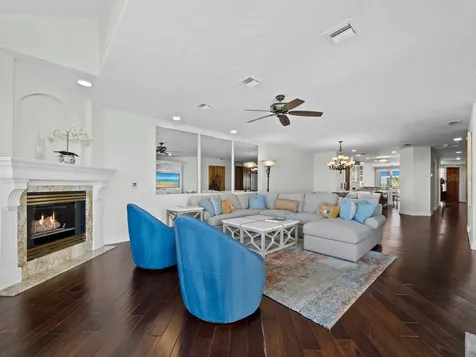 340 Gulf Of Mexico Drive Longboat Key FL 34228