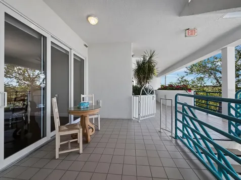 340 Gulf Of Mexico Drive Longboat Key FL 34228
