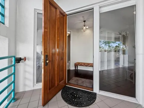 340 Gulf Of Mexico Drive Longboat Key FL 34228