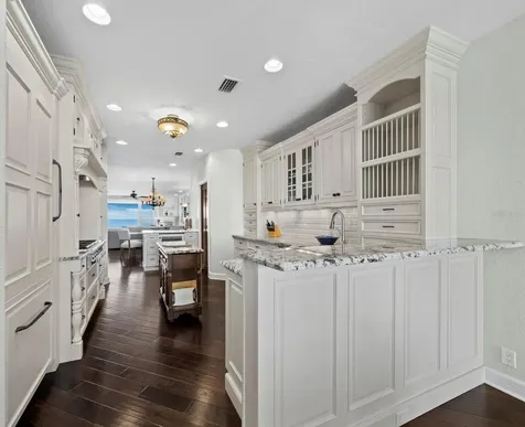 340 Gulf Of Mexico Drive Longboat Key FL 34228