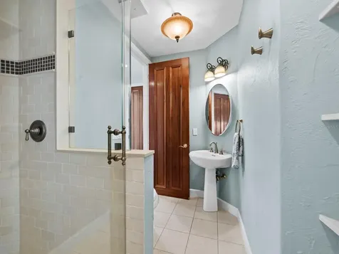 340 Gulf Of Mexico Drive Longboat Key FL 34228
