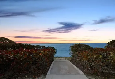 340 Gulf Of Mexico Drive Longboat Key FL 34228