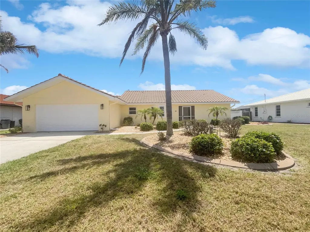 111 Englewood Garden Court Englewood FL 34223