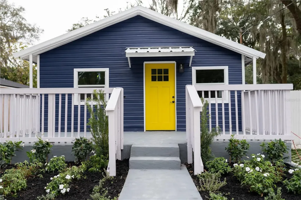 8303 N 17th Street Tampa FL 33604