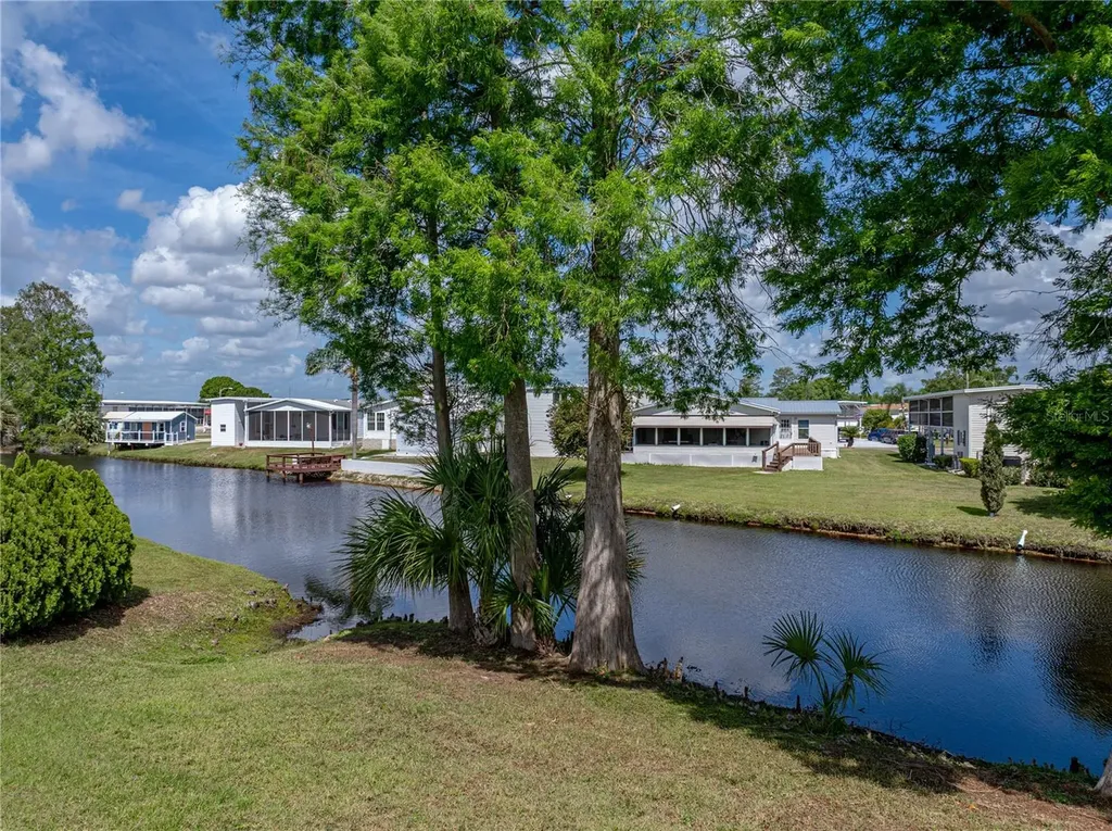 5188 Shore Line Drive Polk City FL 33868