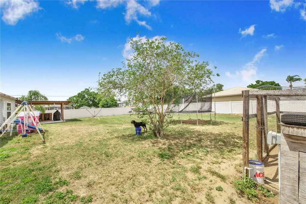 498 W 7th Street Frostproof FL 33843