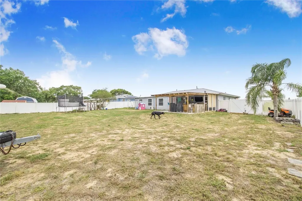 498 W 7th Street Frostproof FL 33843