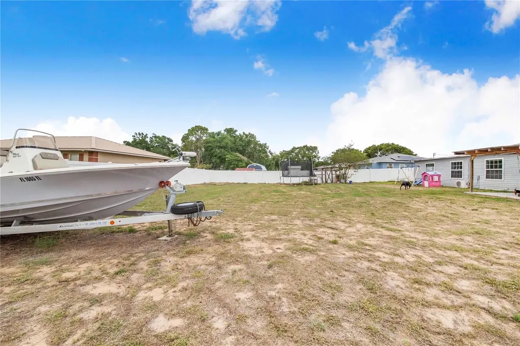 498 W 7th Street Frostproof FL 33843