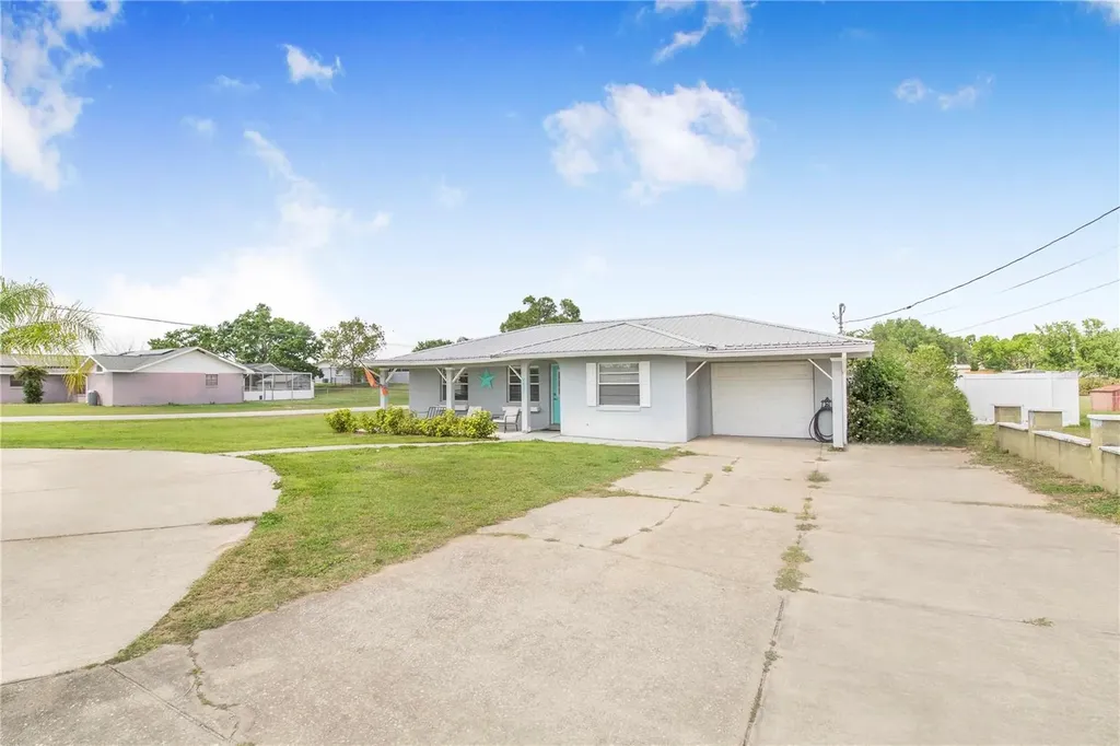 498 W 7th Street Frostproof FL 33843