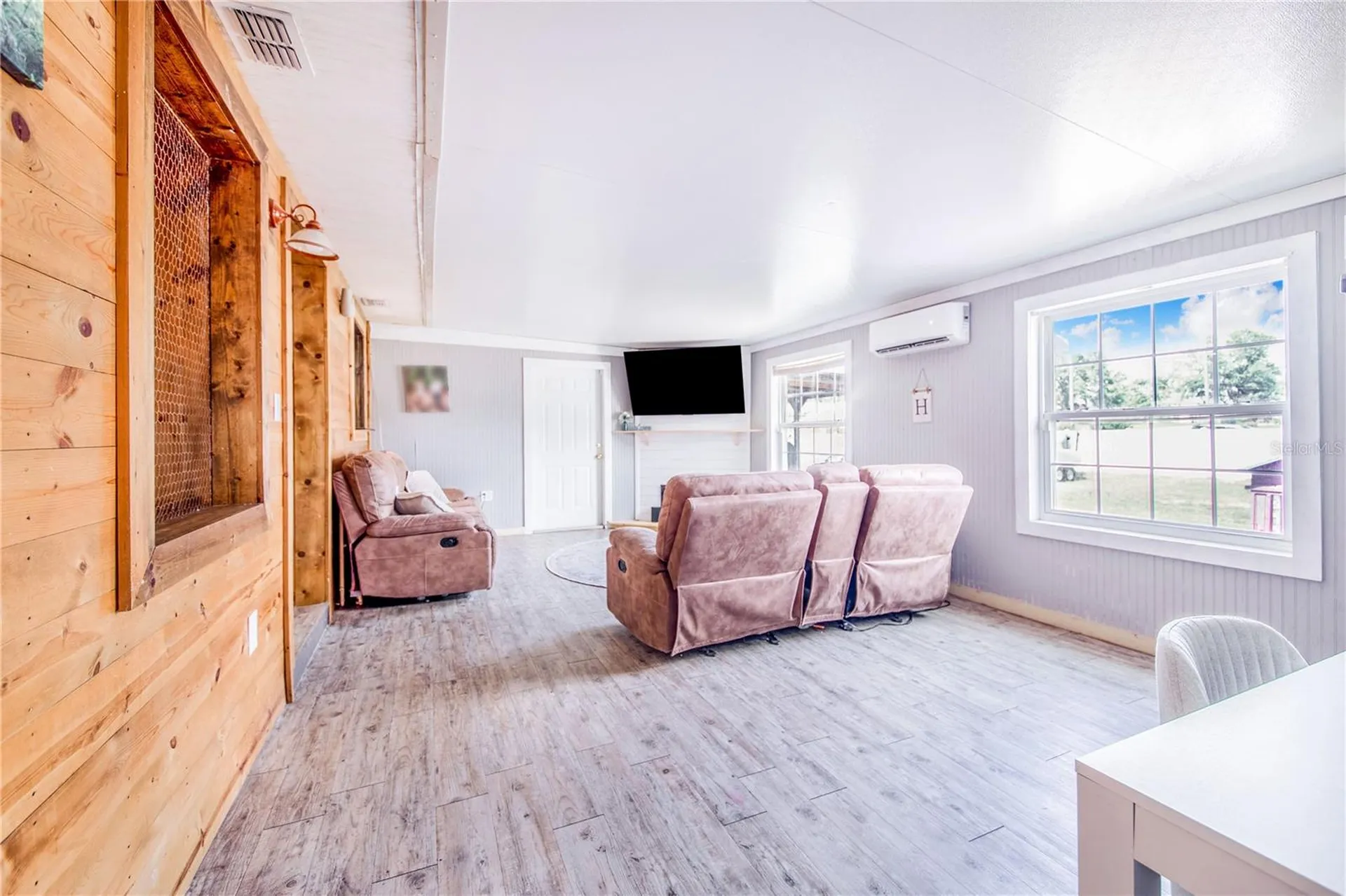 498 W 7th Street Frostproof FL 33843