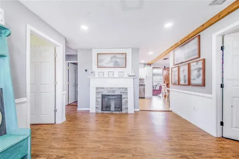 498 W 7th Street Frostproof FL 33843