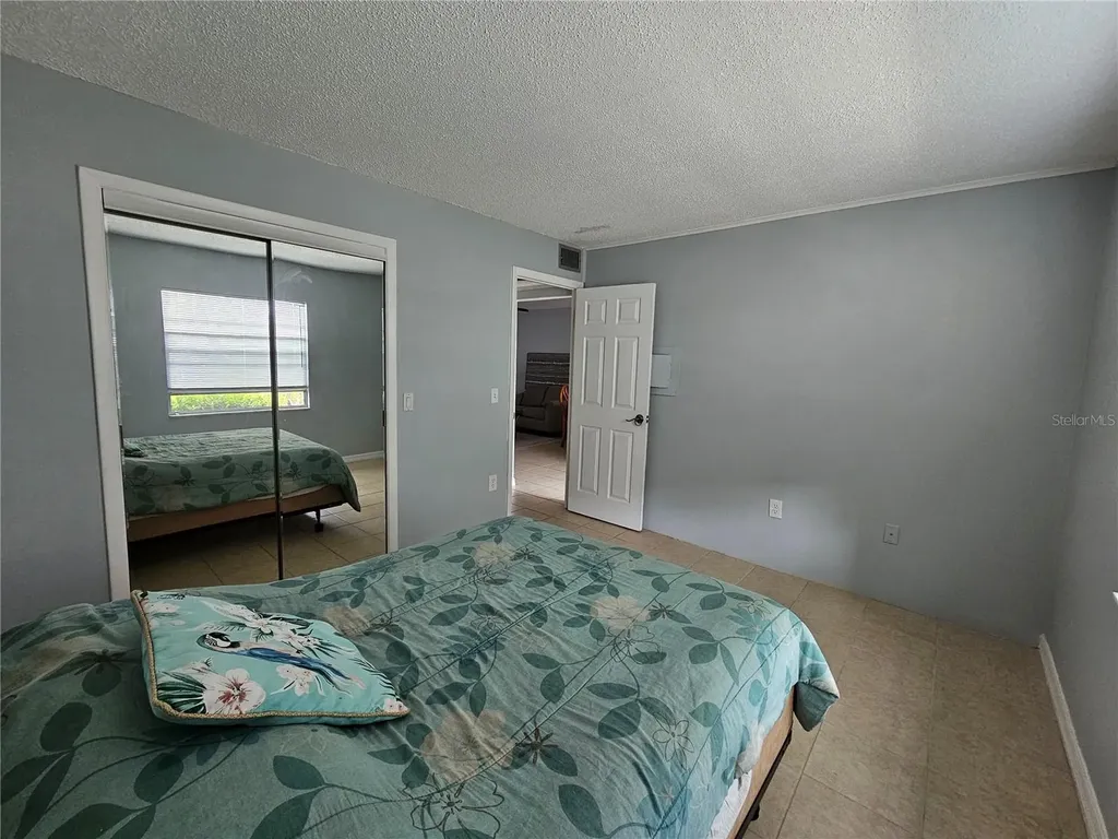 13813 Mission Oaks Boulevard Seminole FL 33776