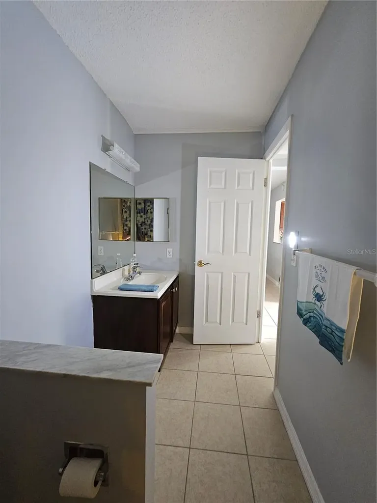 13813 Mission Oaks Boulevard Seminole FL 33776
