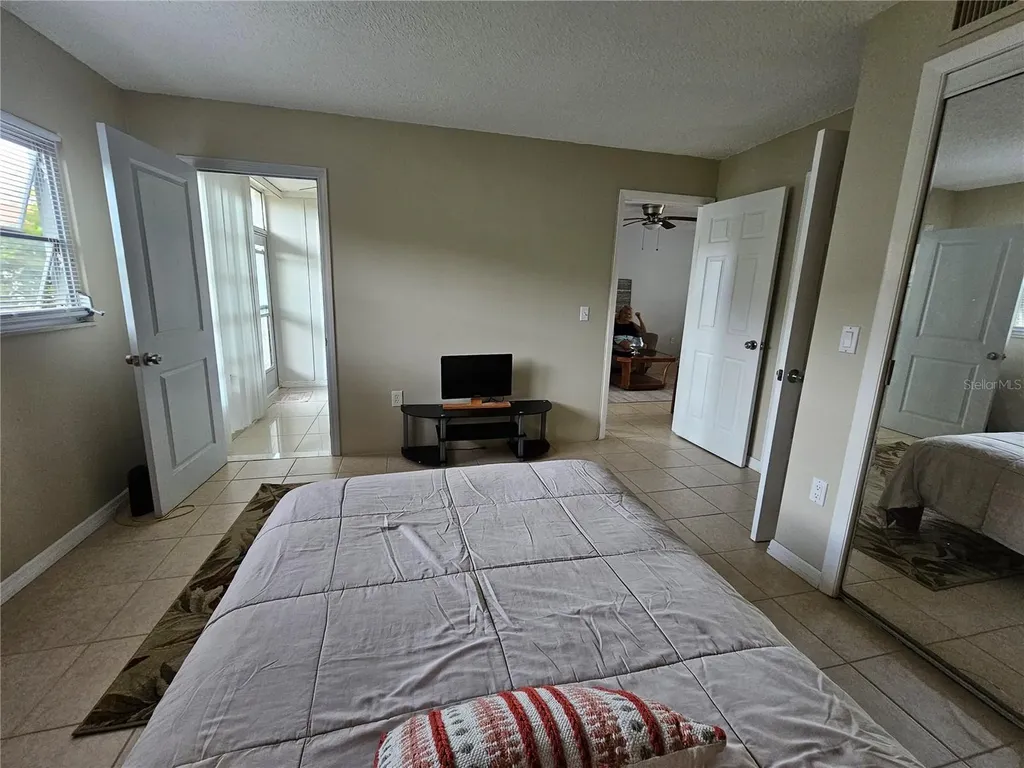 13813 Mission Oaks Boulevard Seminole FL 33776