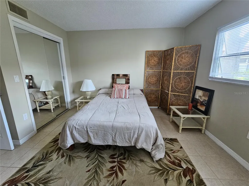 13813 Mission Oaks Boulevard Seminole FL 33776