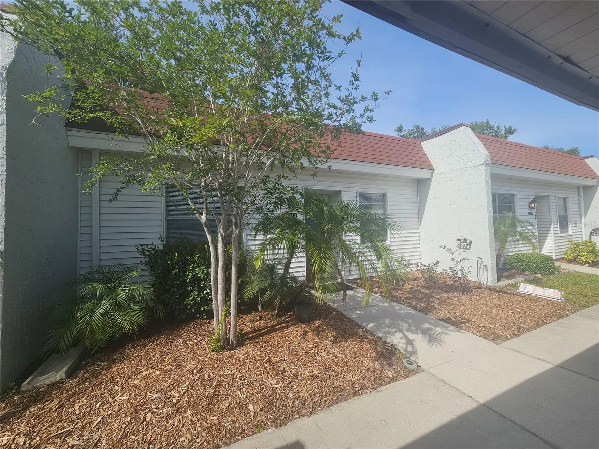 13813 Mission Oaks Boulevard Seminole FL 33776