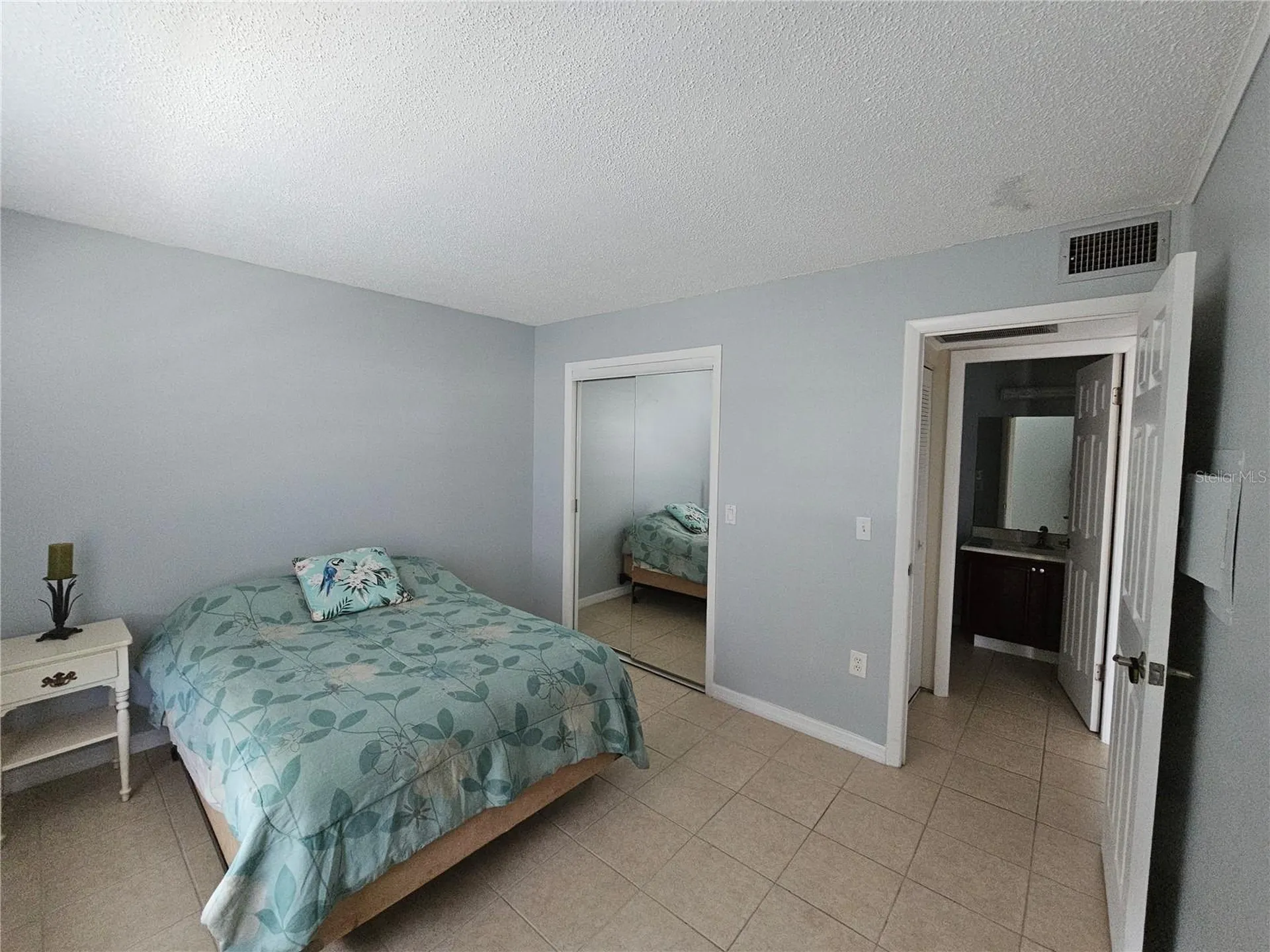 13813 Mission Oaks Boulevard Seminole FL 33776