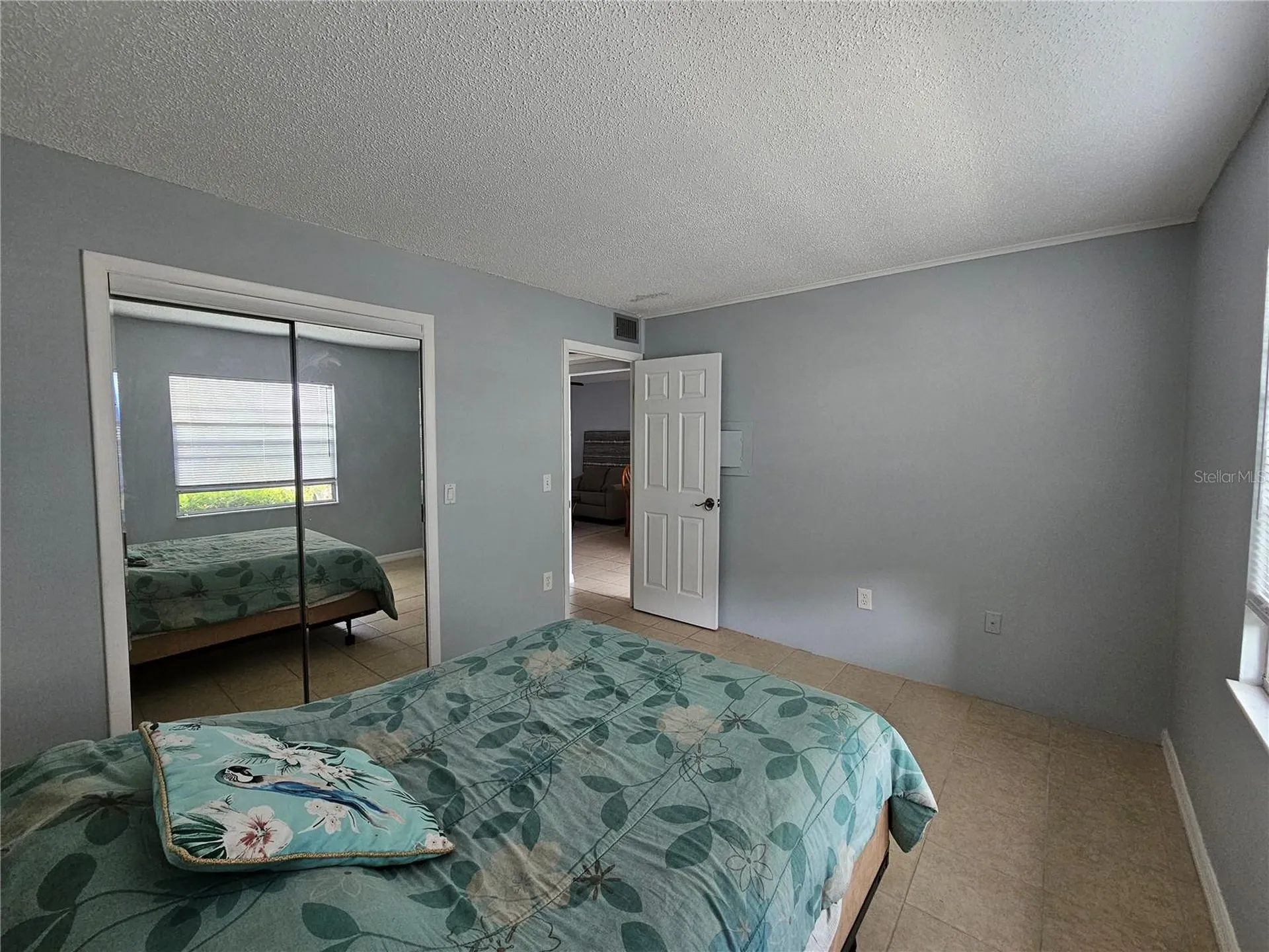 13813 Mission Oaks Boulevard Seminole FL 33776
