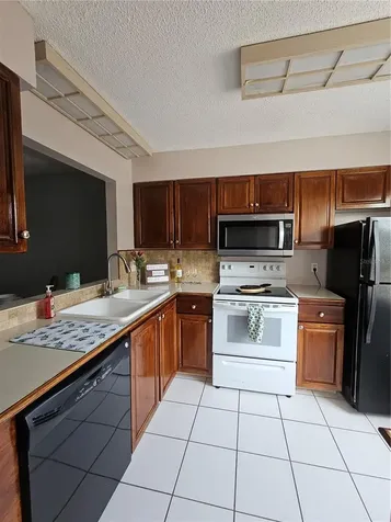 13813 Mission Oaks Boulevard Seminole FL 33776